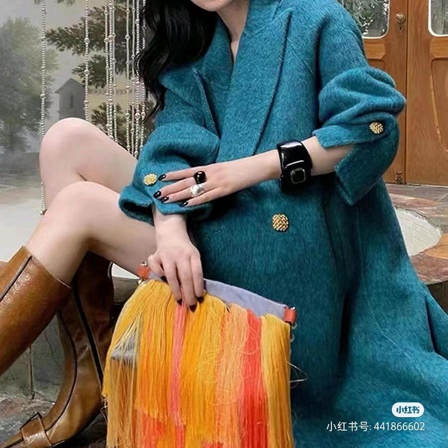轻奢女装潮流店