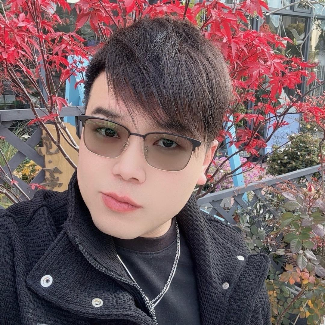 周小周(感恩有你）