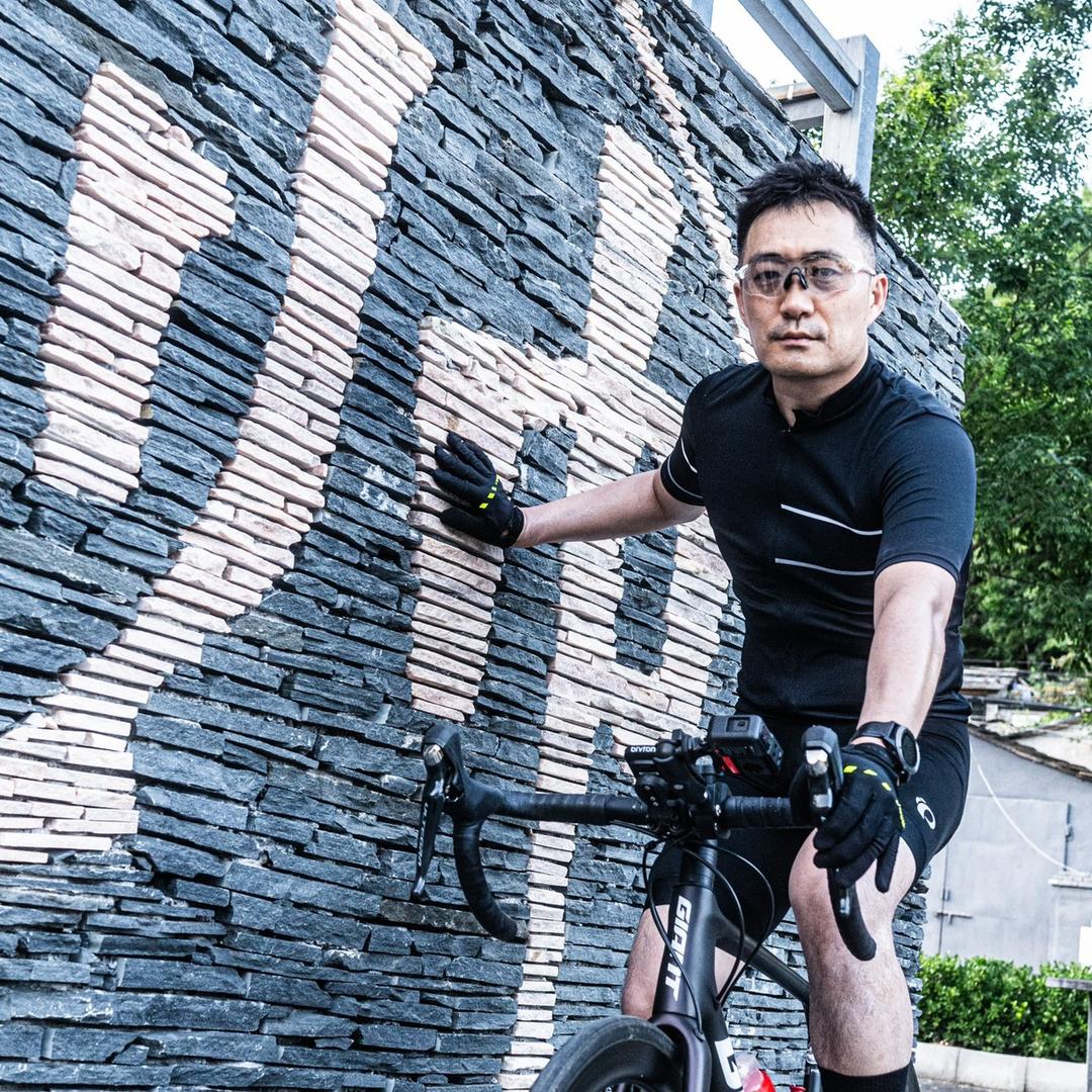 爱运动的强哥