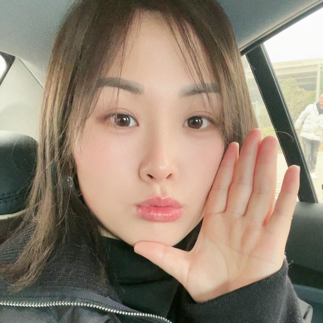@小周