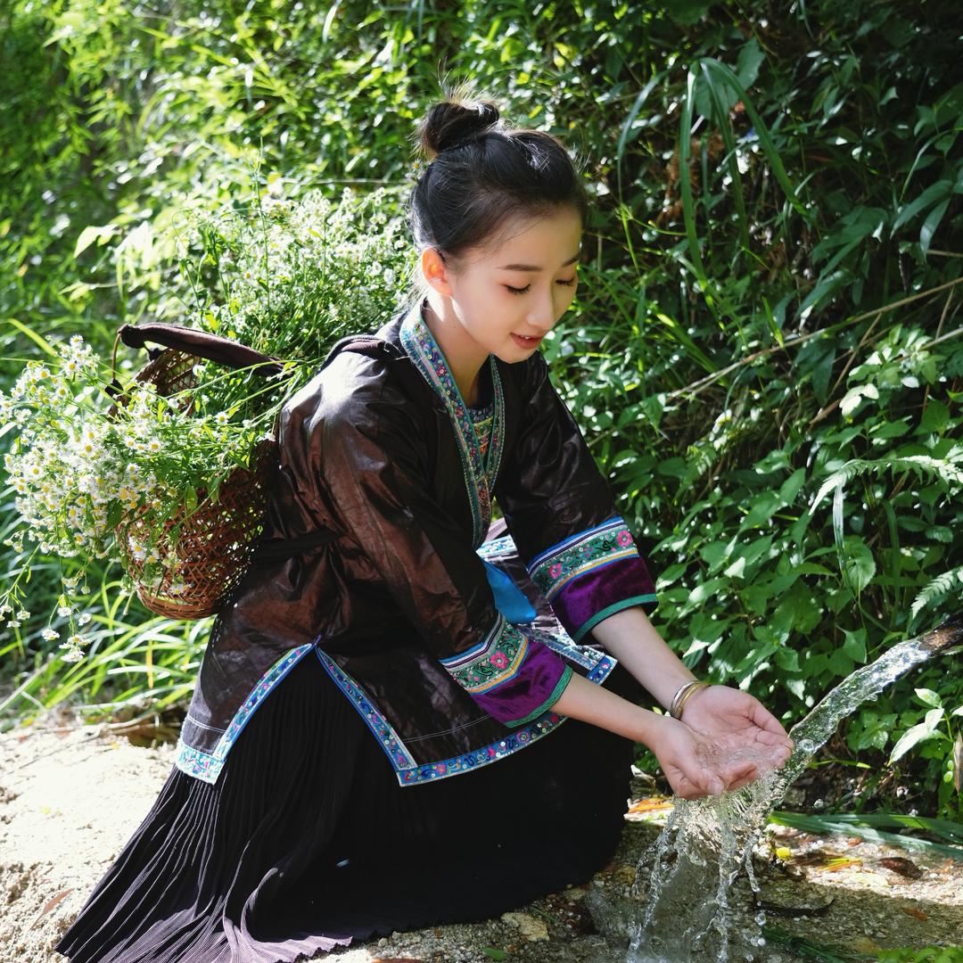 苗寨小霞