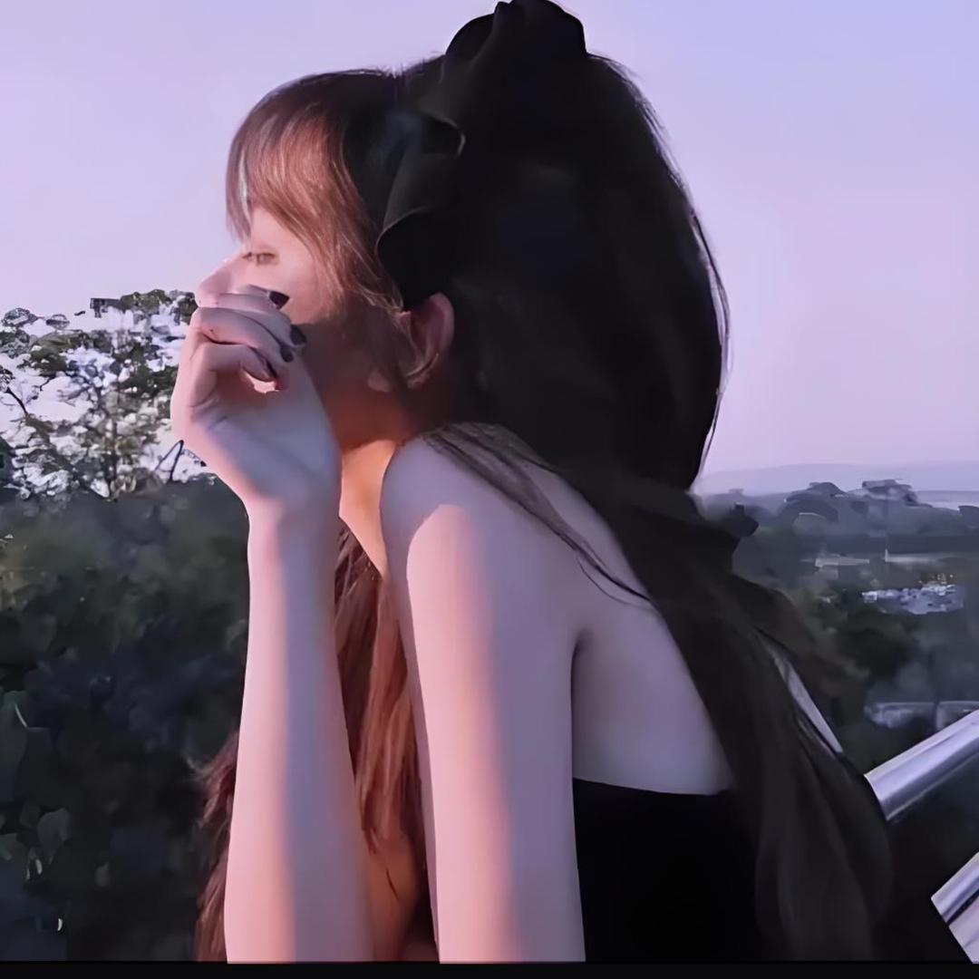 小镜子🪞