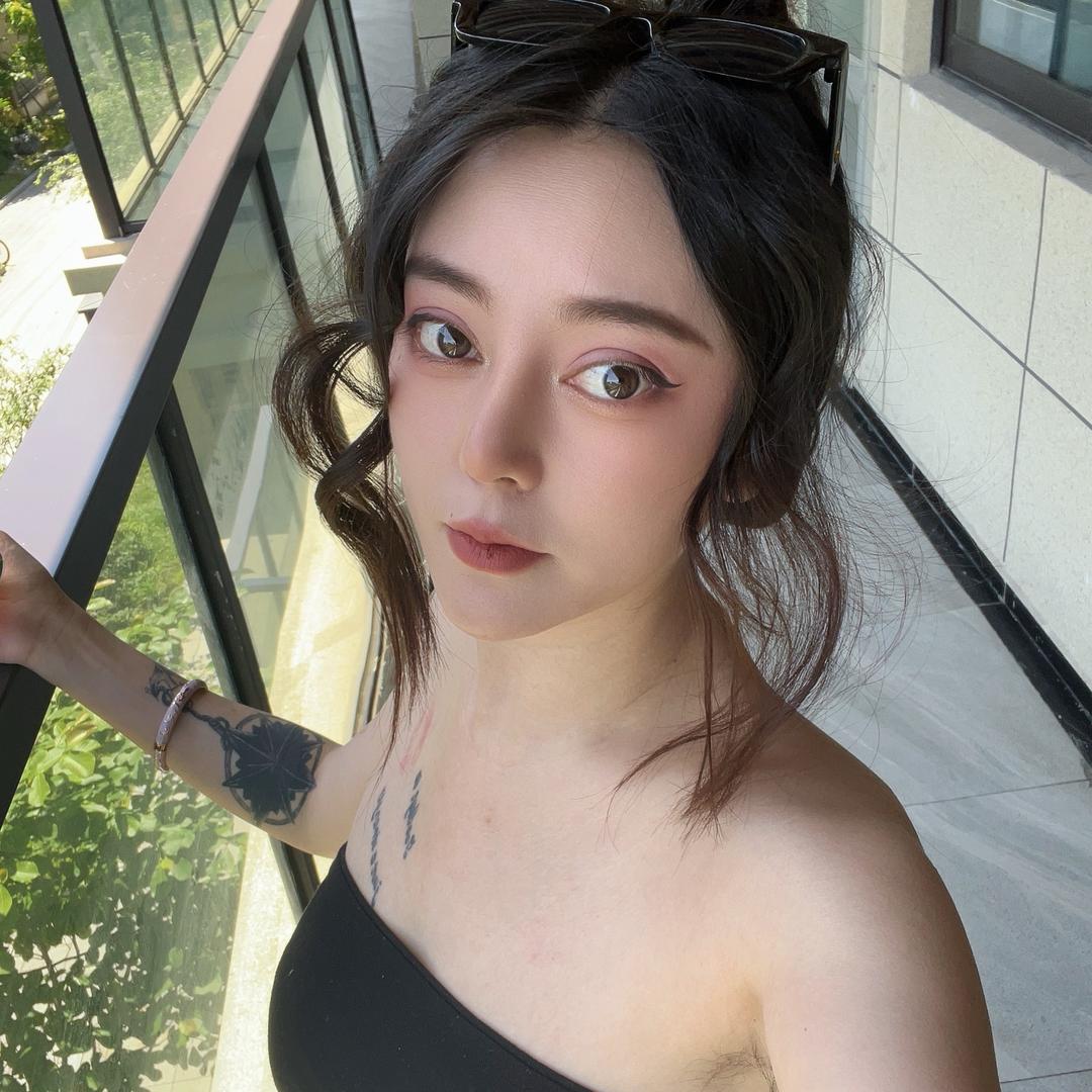 🧸ྀི迪丽热巴🏕曼谷