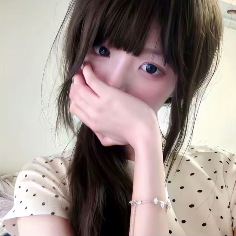 卖萌被打掉两颗门牙
