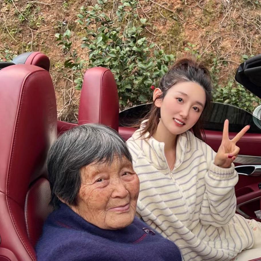 阿娇和奶奶