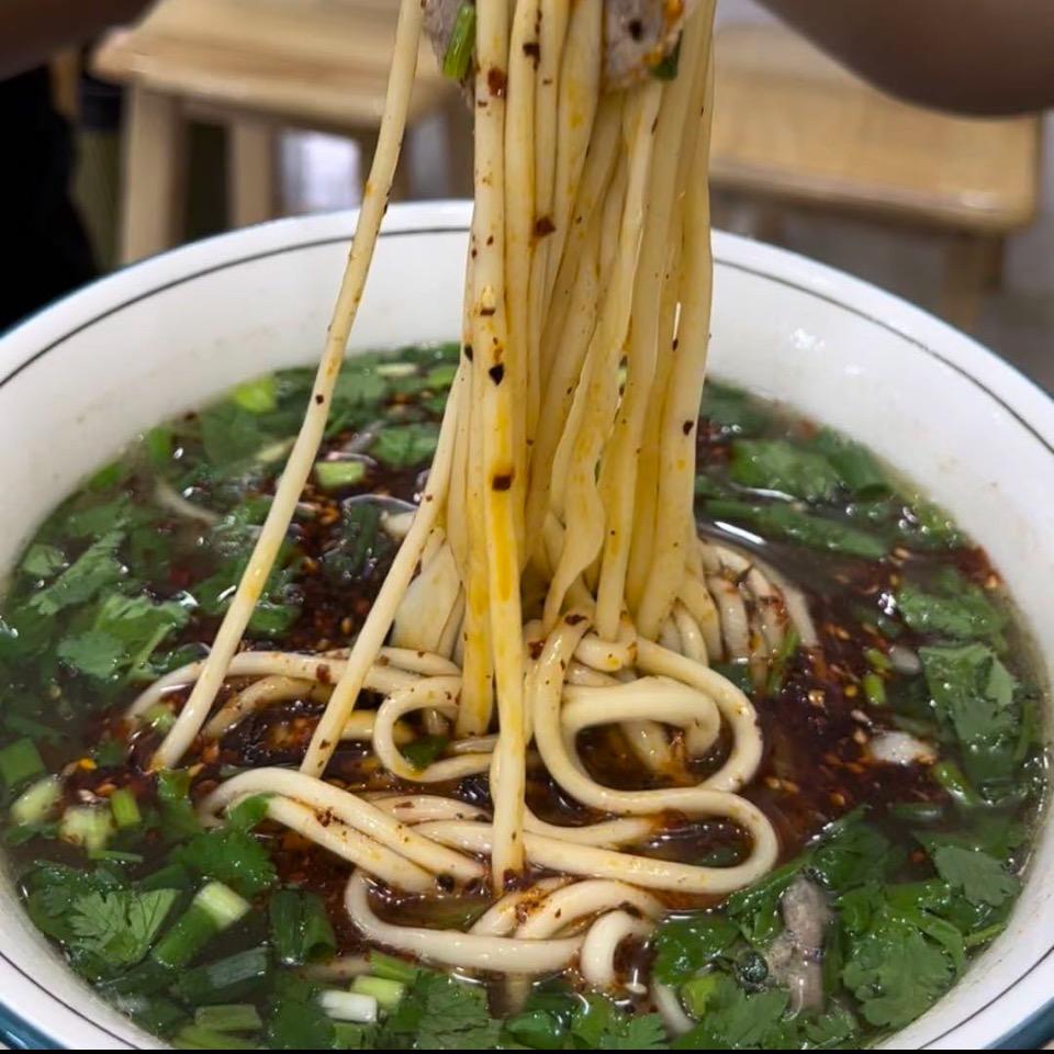 李庄农行隔壁兰州拉面