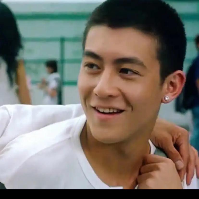 台北城益民门口鲜货烧烤