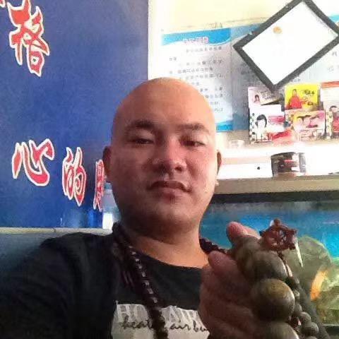 光头佬