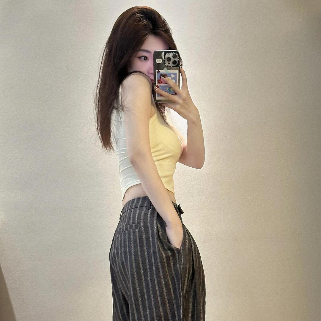艳丽如花