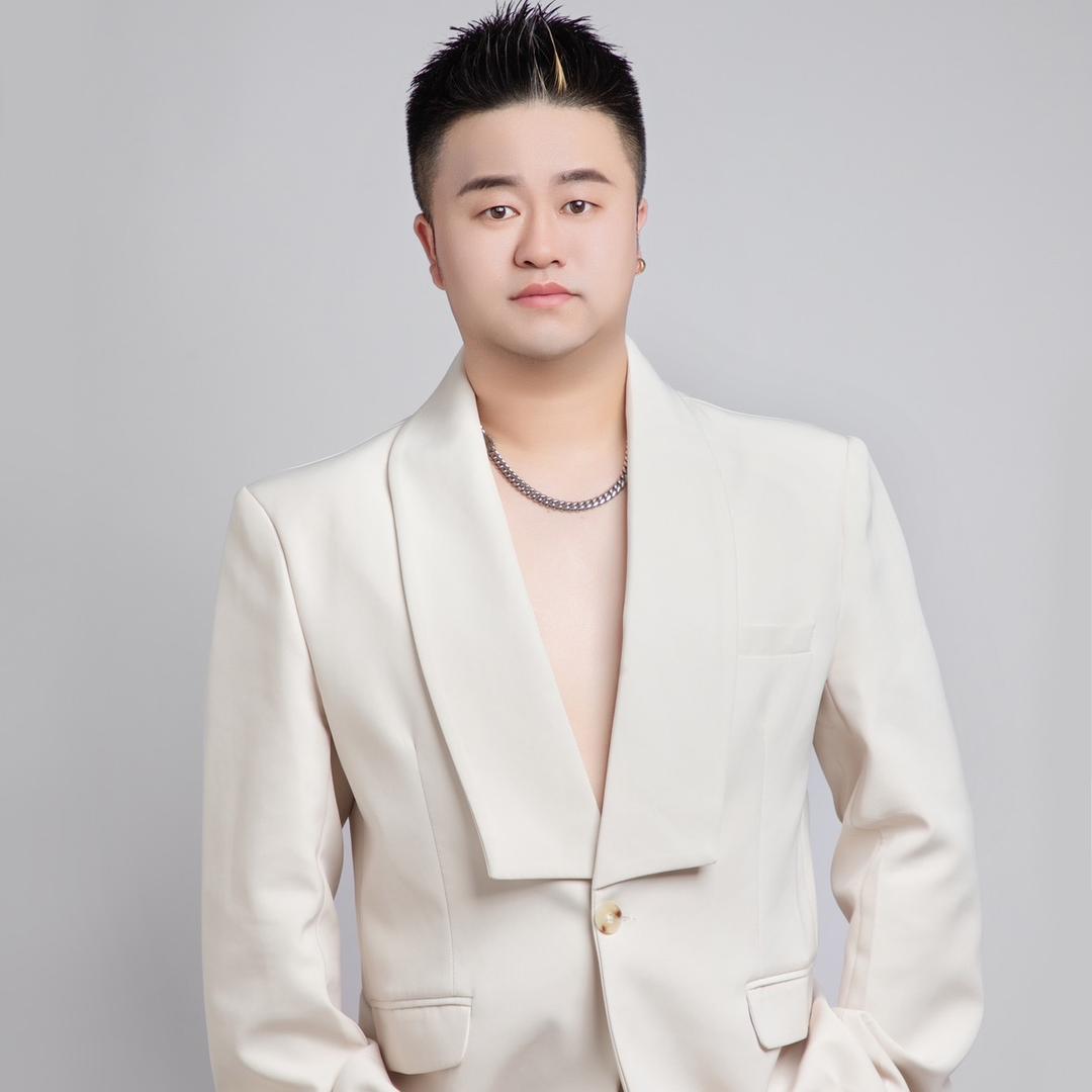 吴江区平望镇梅堰精坊理发店