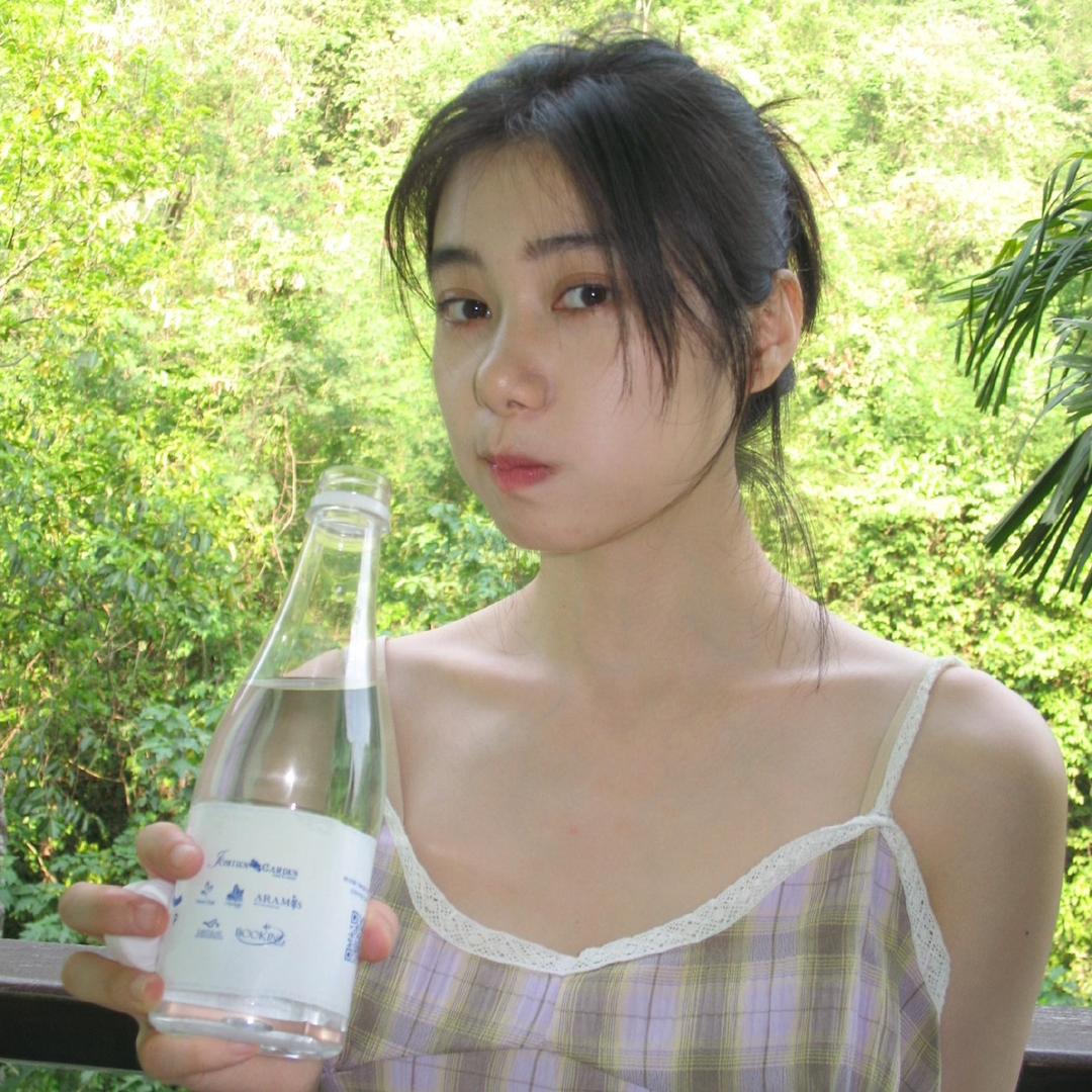 蓝莓大王🫐