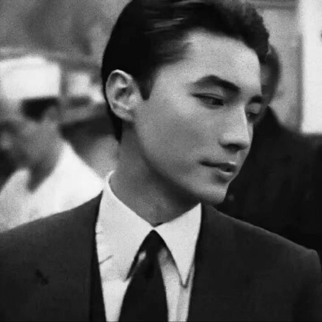 O࿆༢ 差不多先生灬