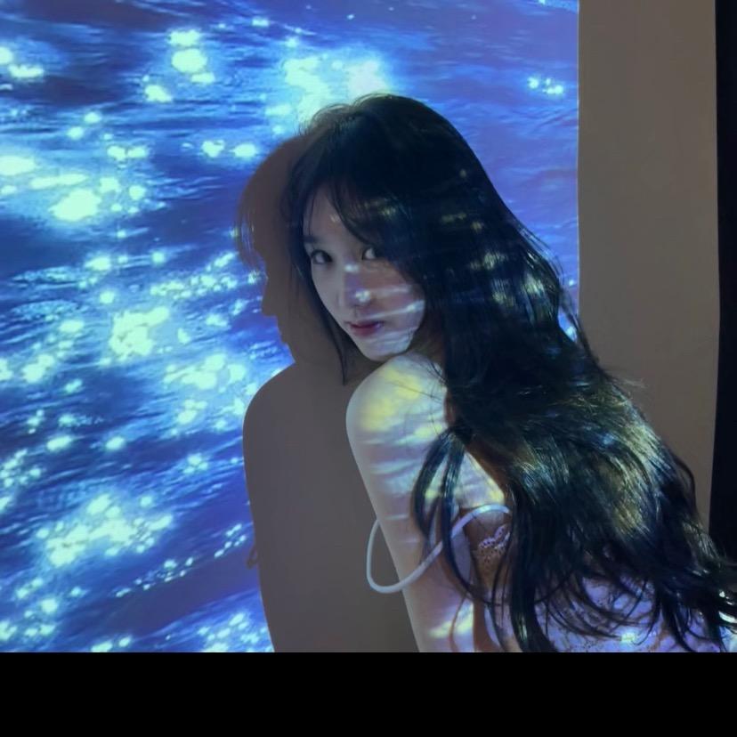 桥边姑娘🦋
