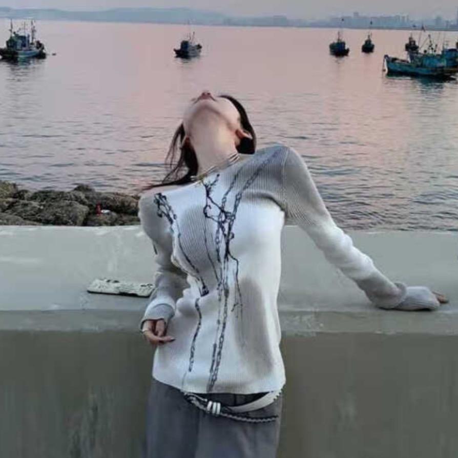 穿着婚纱狂奔