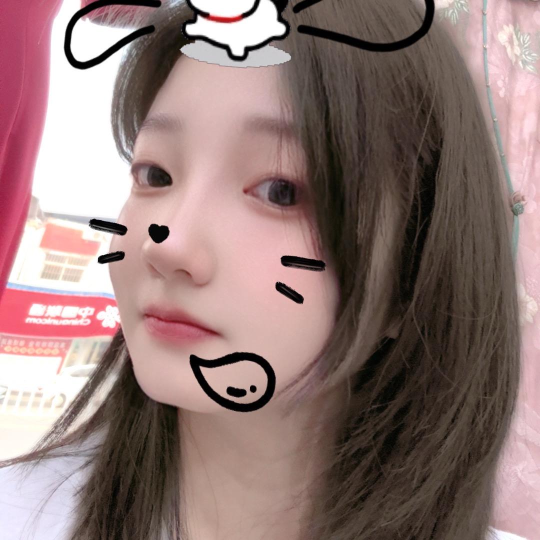 周周有钱花的小周