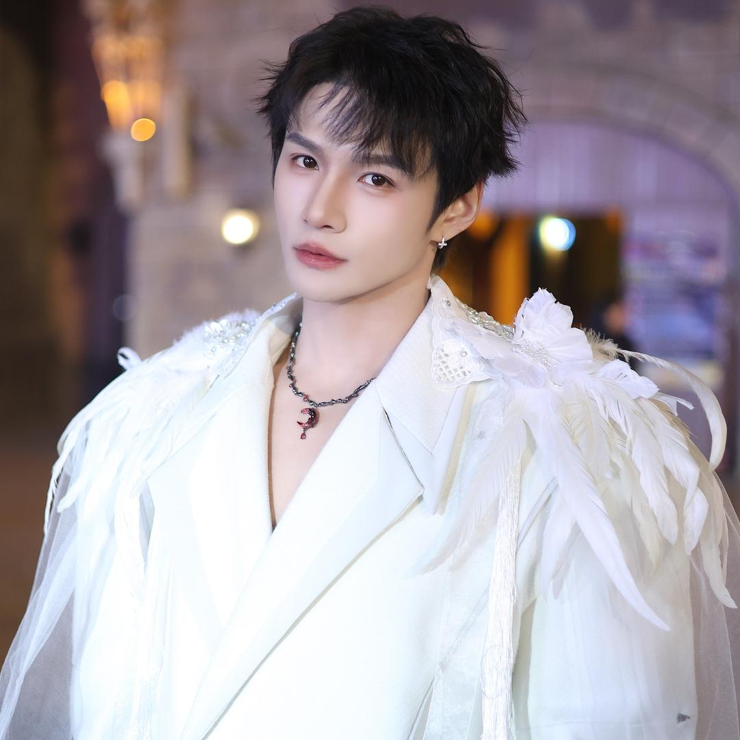 邓梓杭Jason