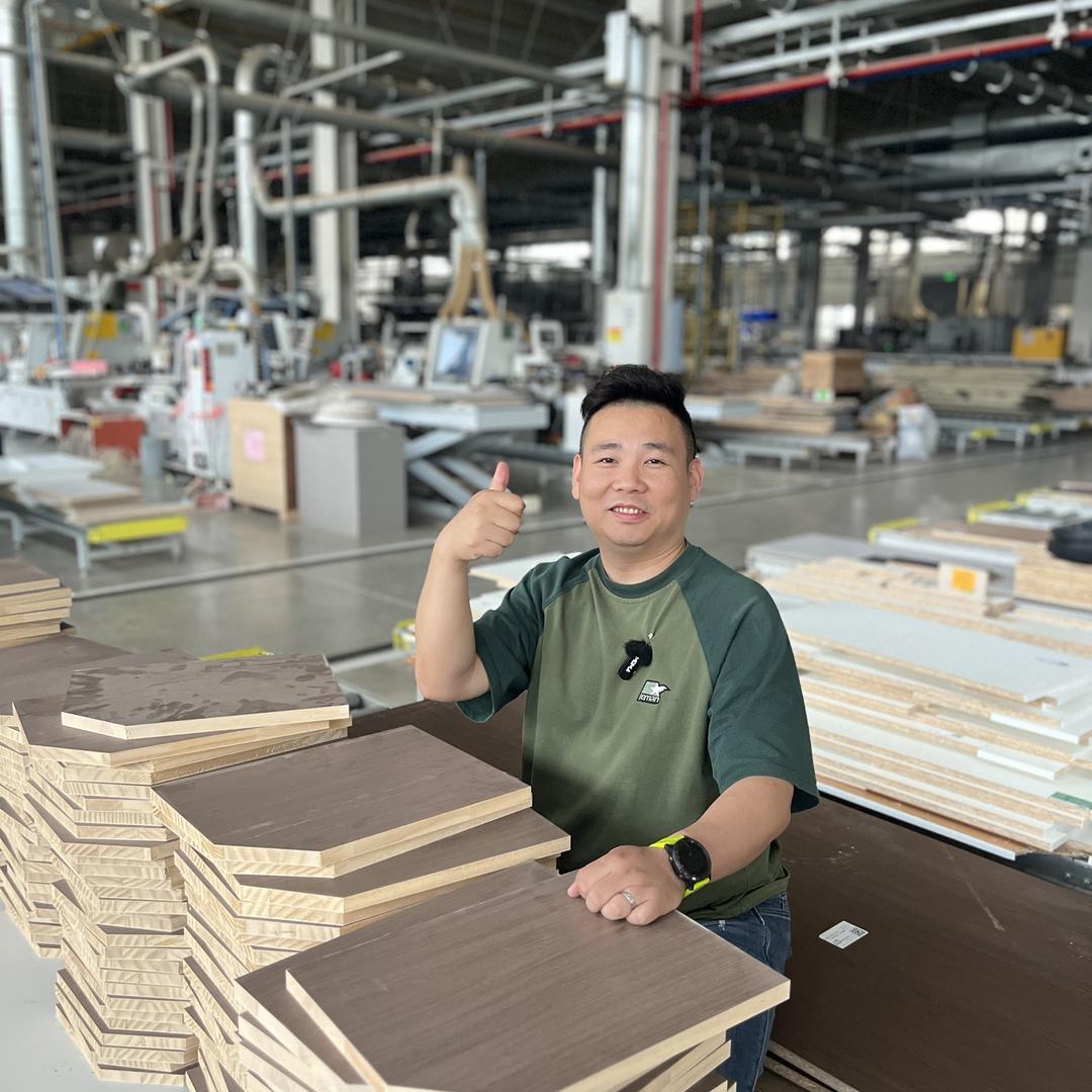 乐达一方全屋定制超级工厂