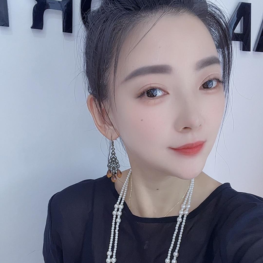 爱尚集美服饰店