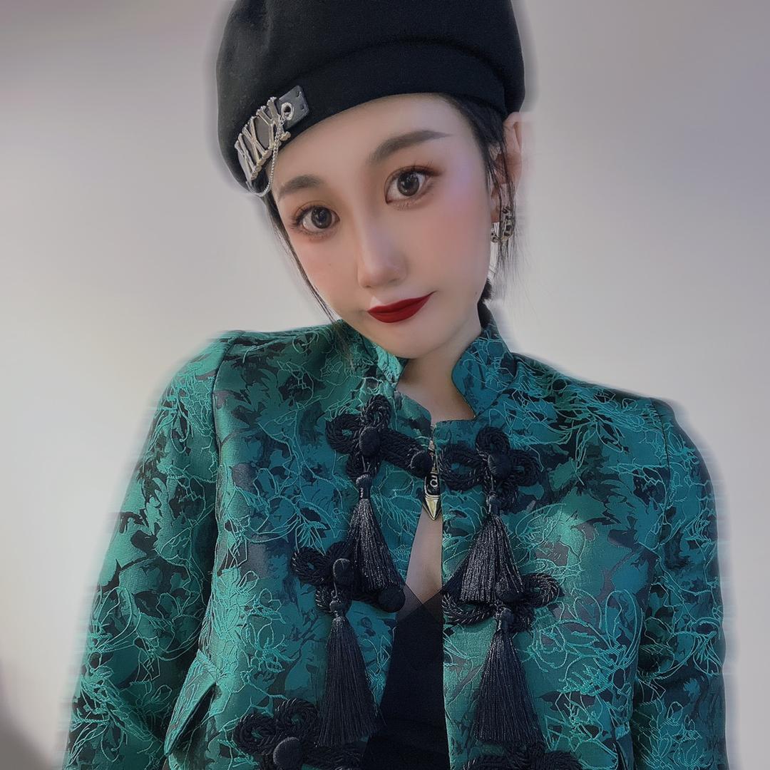 萌美丽服装工作室