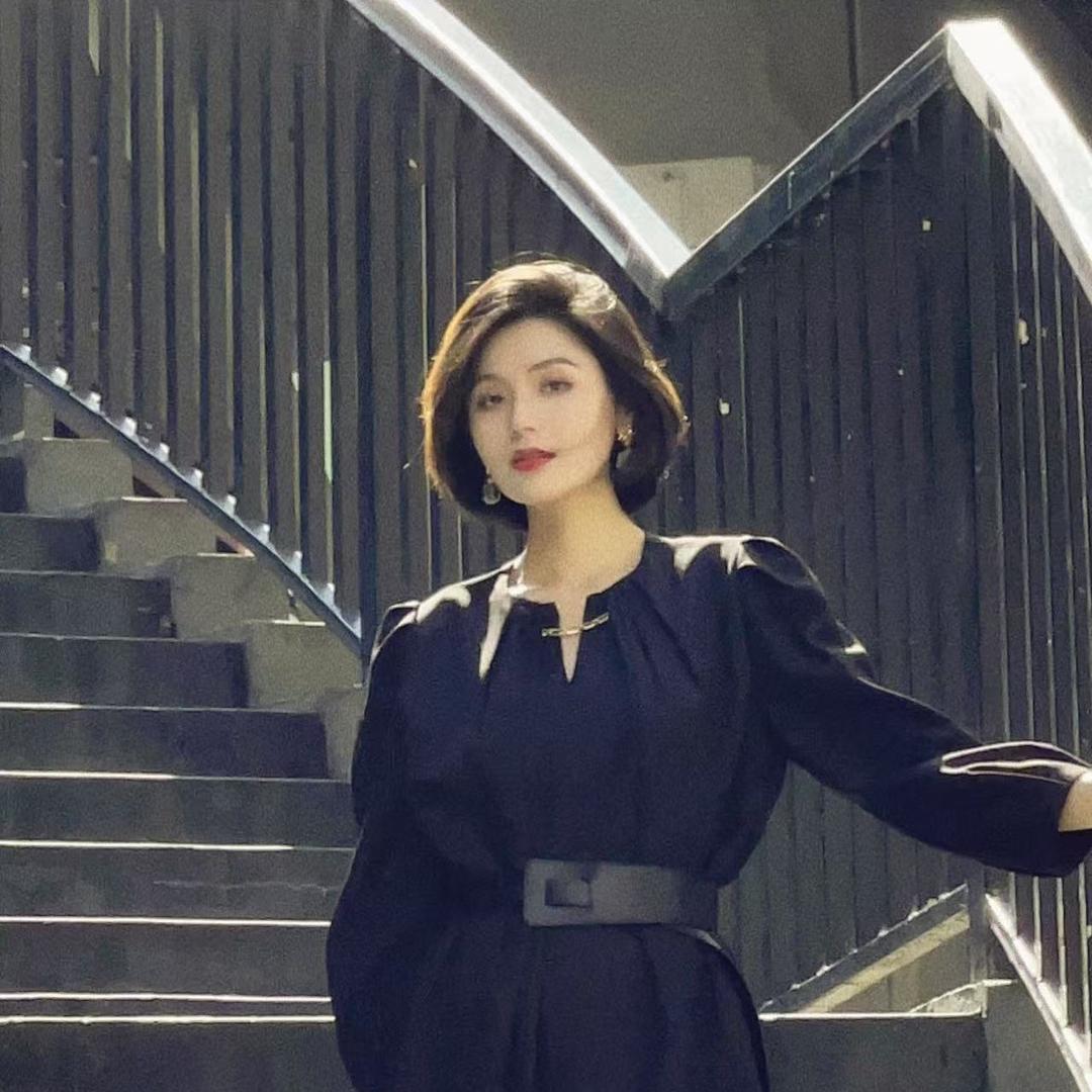 大雨的私服