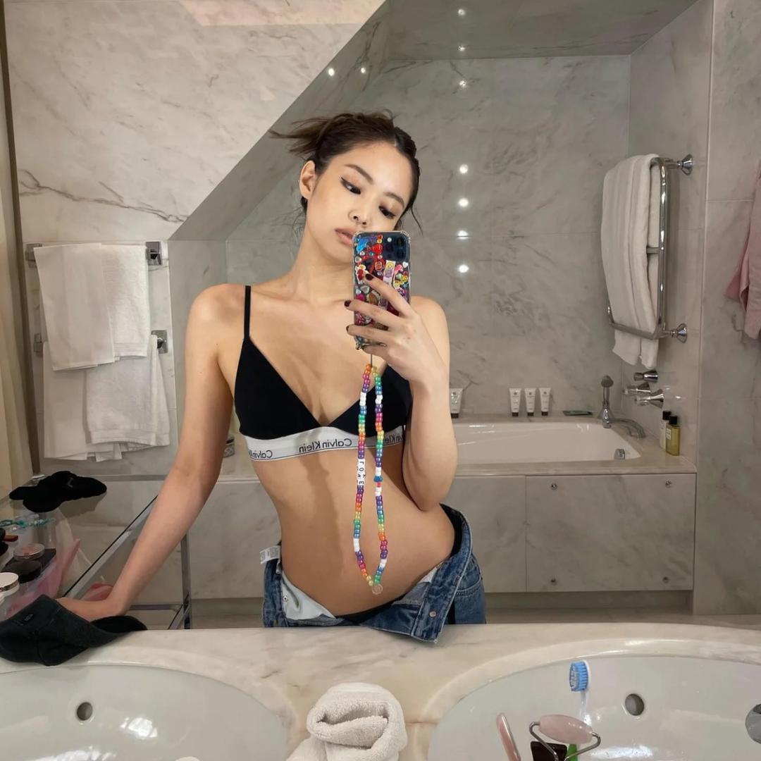 玫烧钕🥀