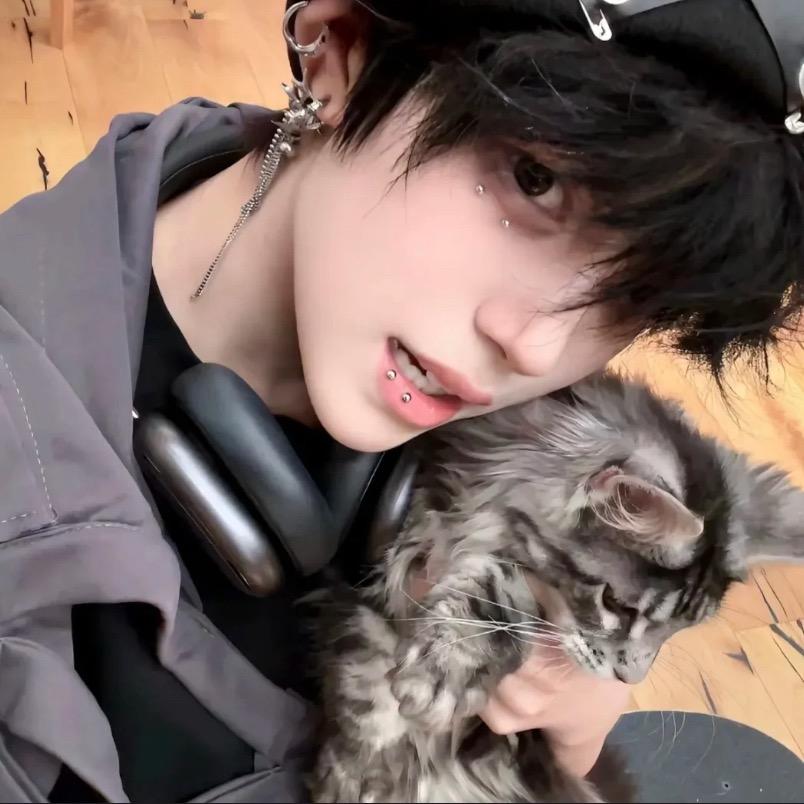 𝖍𝖚𝖆言（接✂️