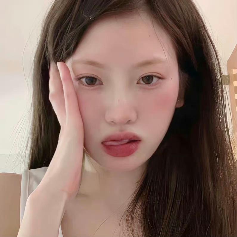柔柔不吃饭o