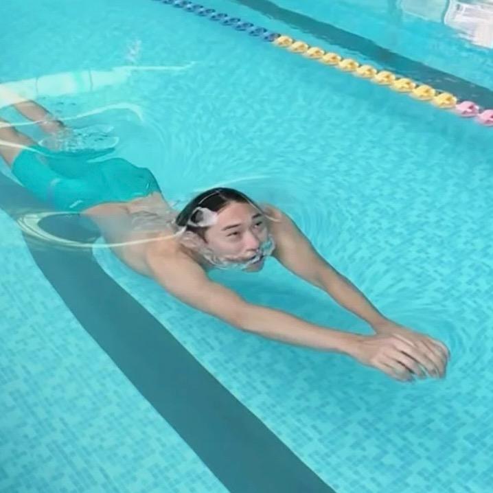 吴准笑不喝水