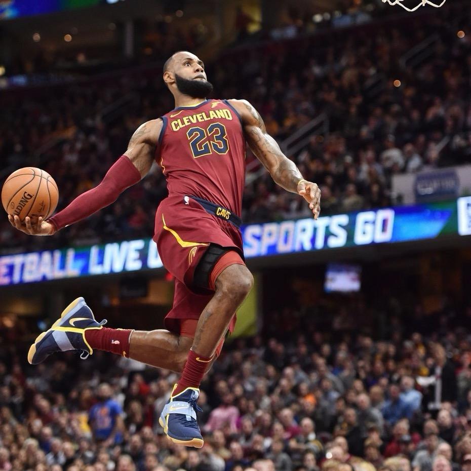 半夜睡觉趴被窝放屁被小郭狂咬致残