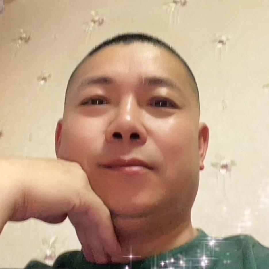 龙哥（爱尚联城健身队）