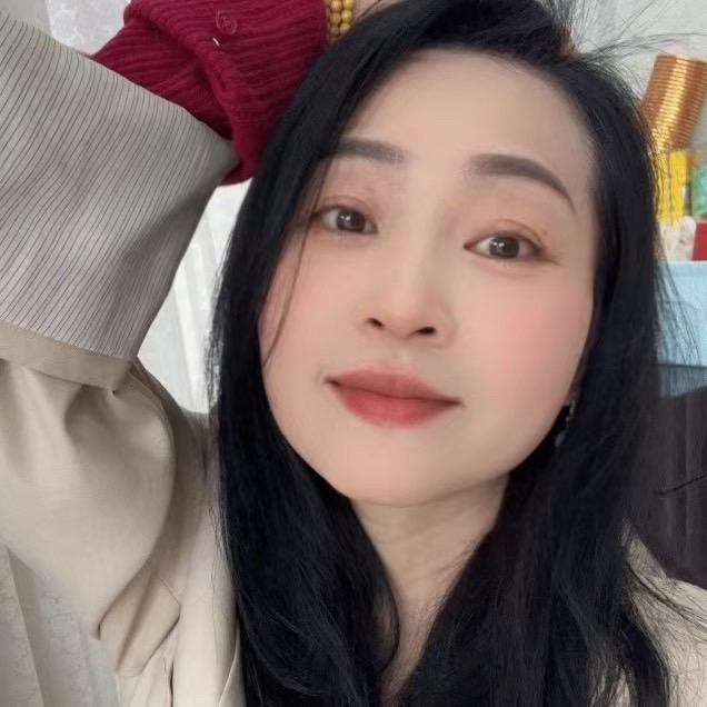 成都布语诚窗帘墙布