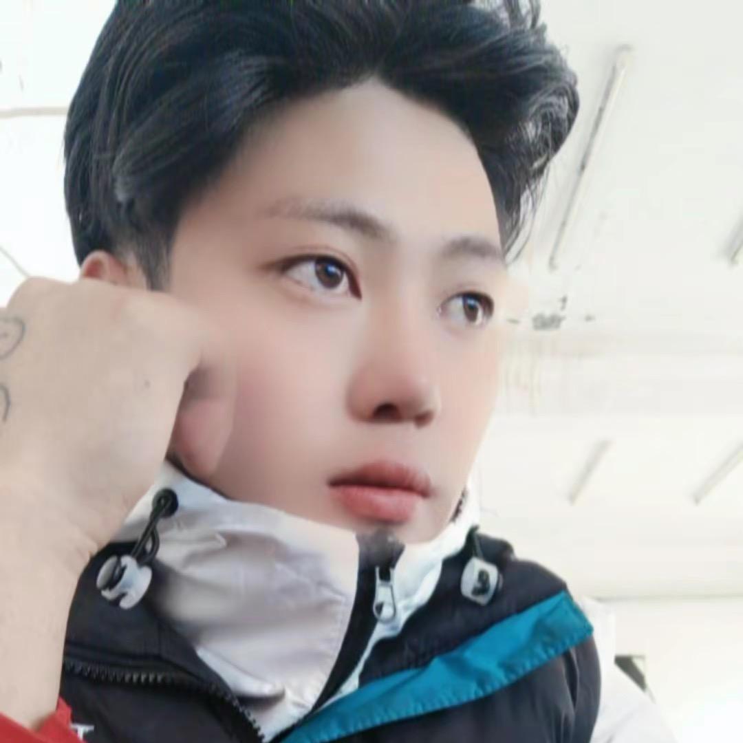 安多男子。