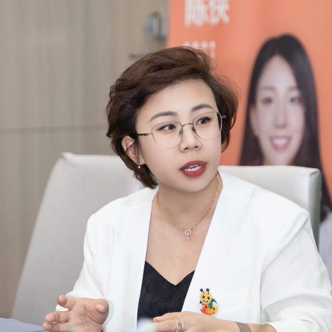 小卢总的托管日记