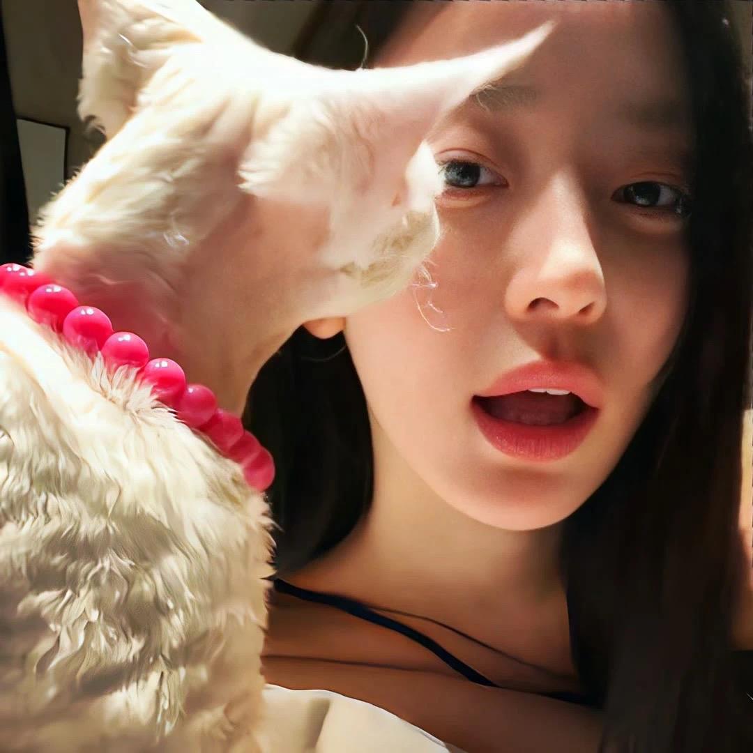 🍑·