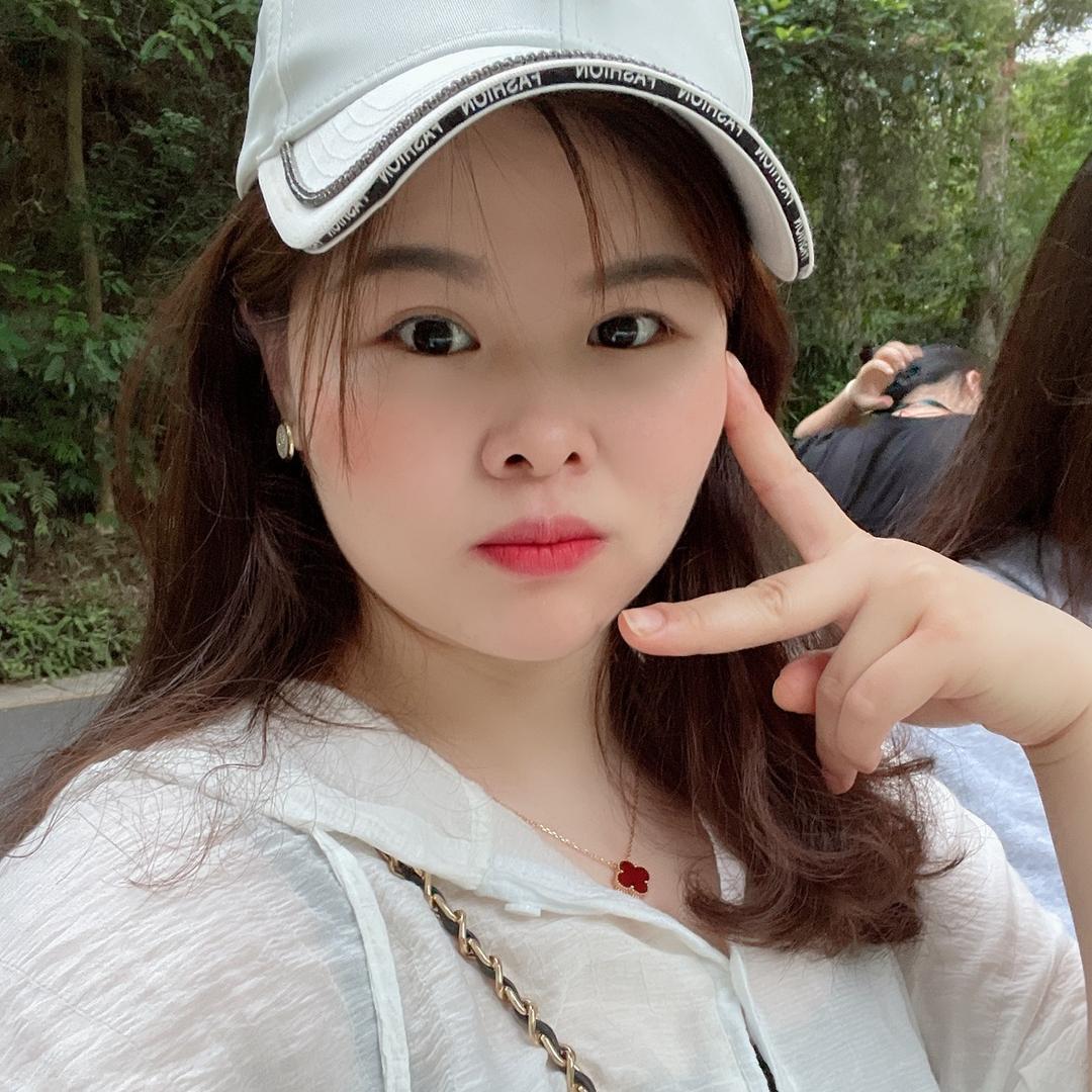 桃🍑里淘气