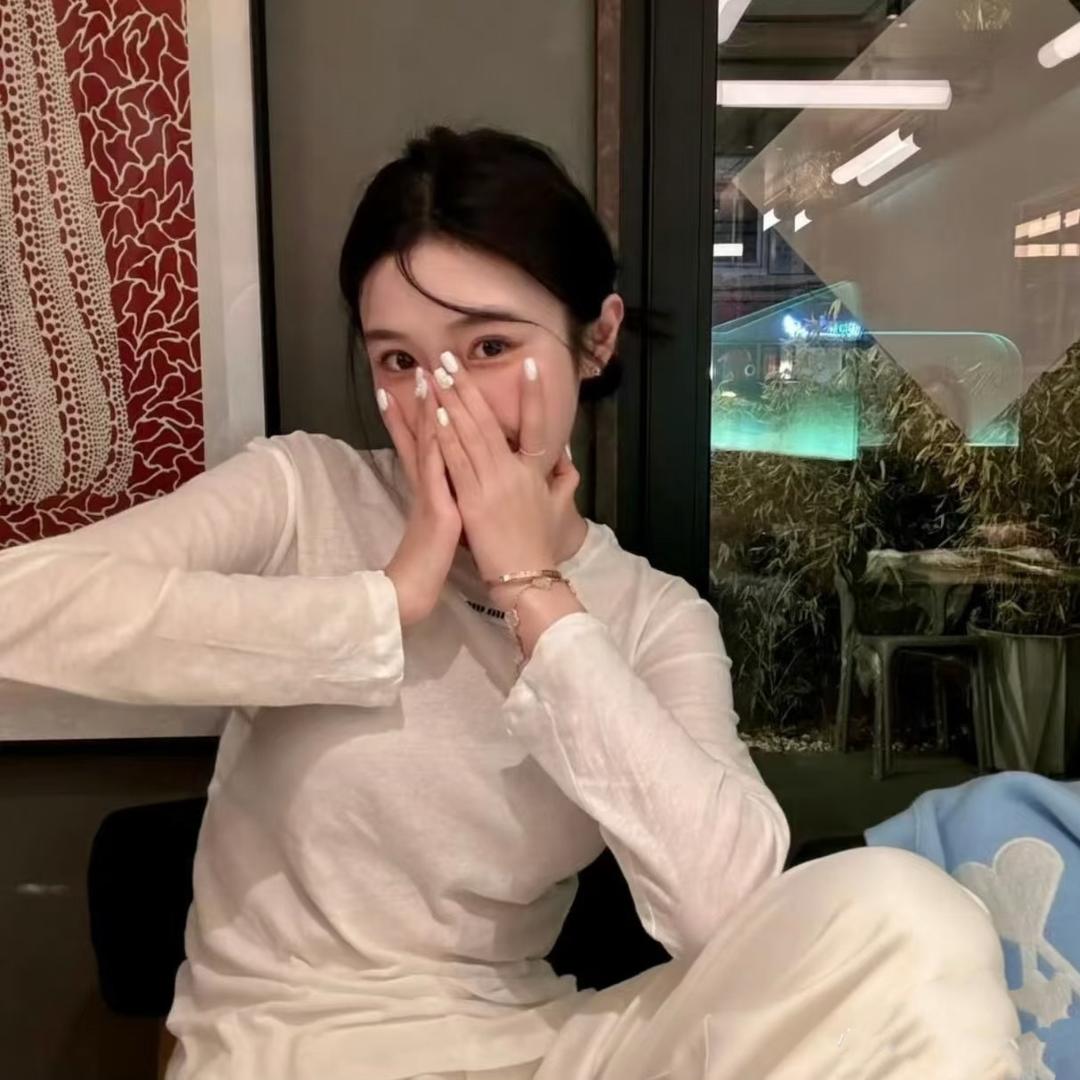 摆烂小鱼🐟
