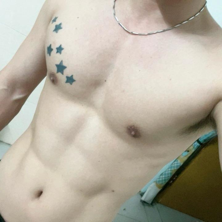 景烁自律健身日常