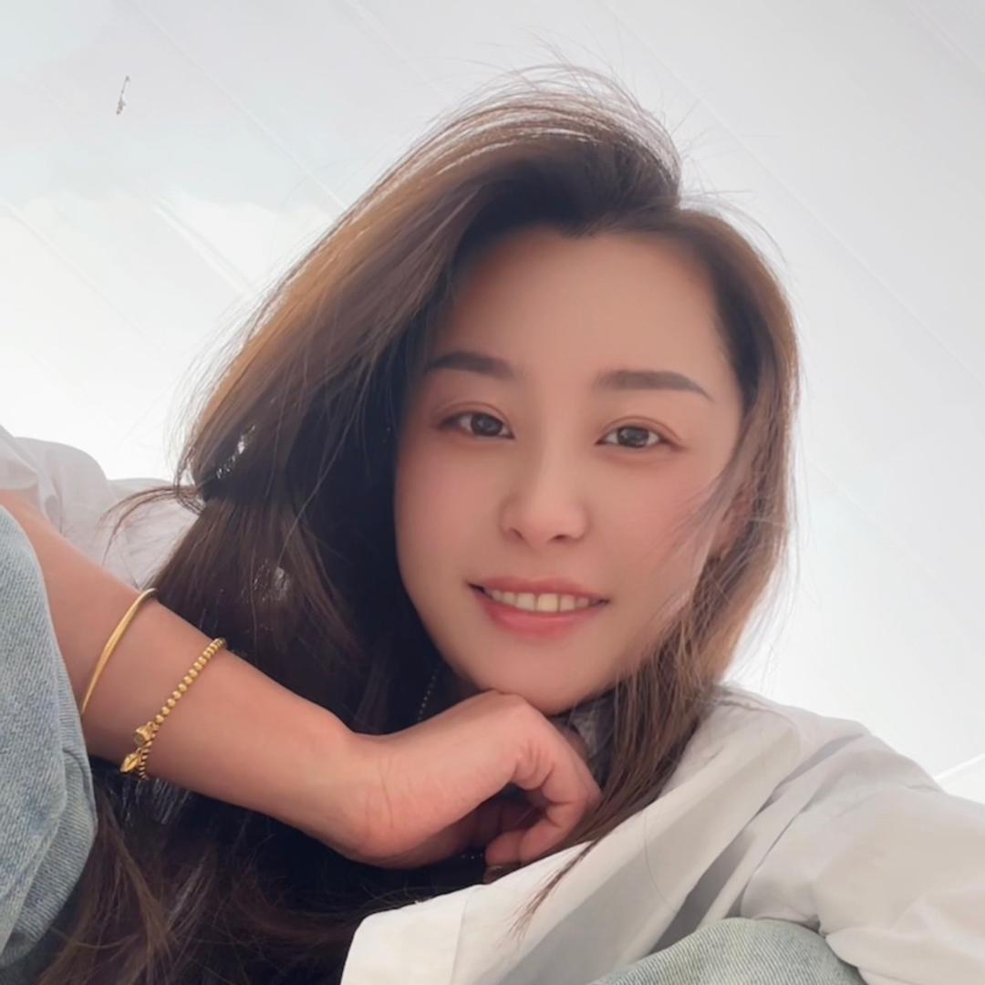 瑶瑶👩‍👧‍👧