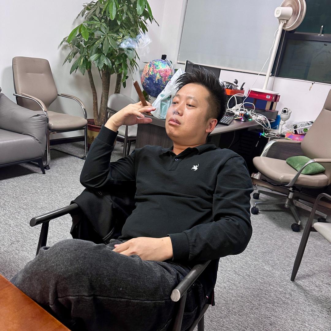 杨不凡