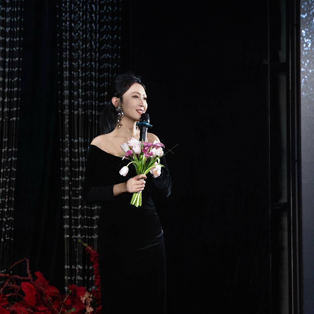 主持人贾艺｜成人口才