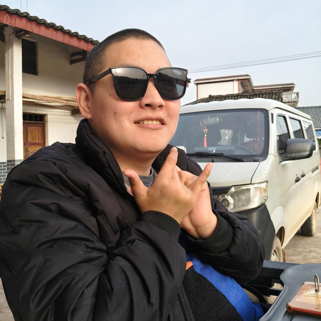 阿锋的别样人生