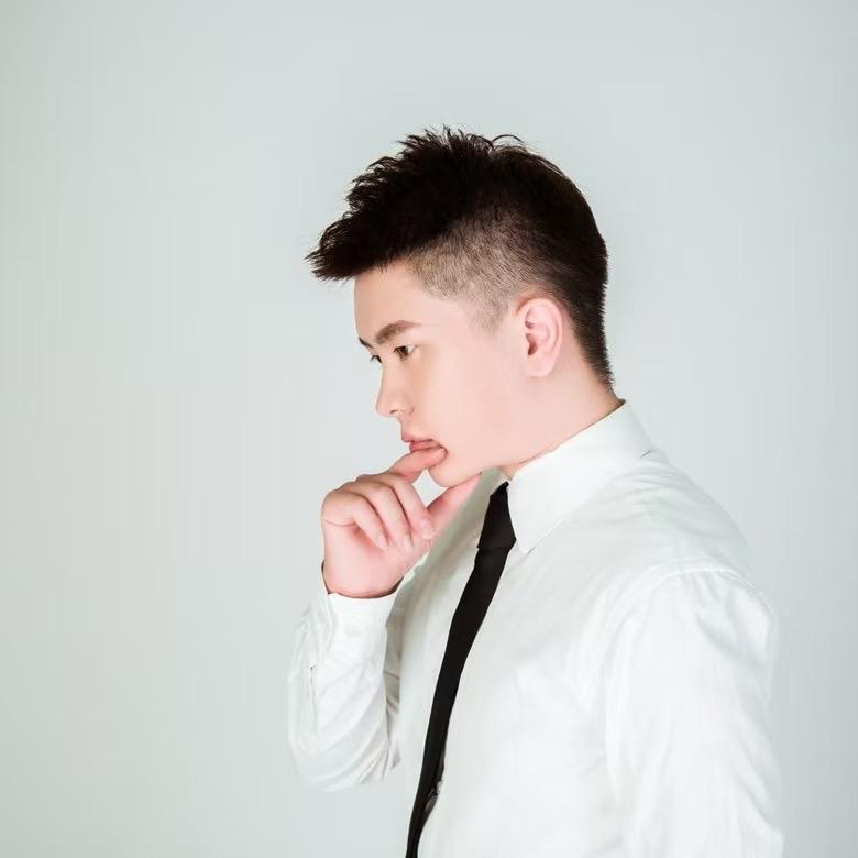 共青城阿毅 烫染设计