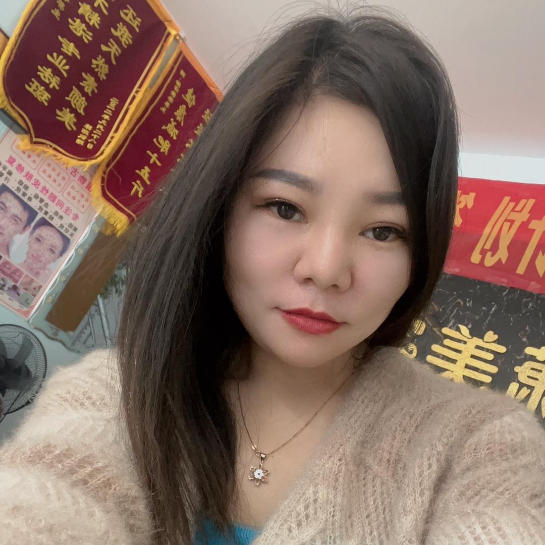 宁乡灰汤镇萧潇美容店