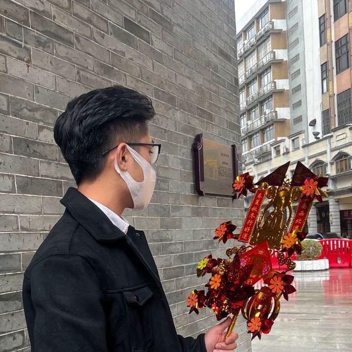 黄仟萬🐯