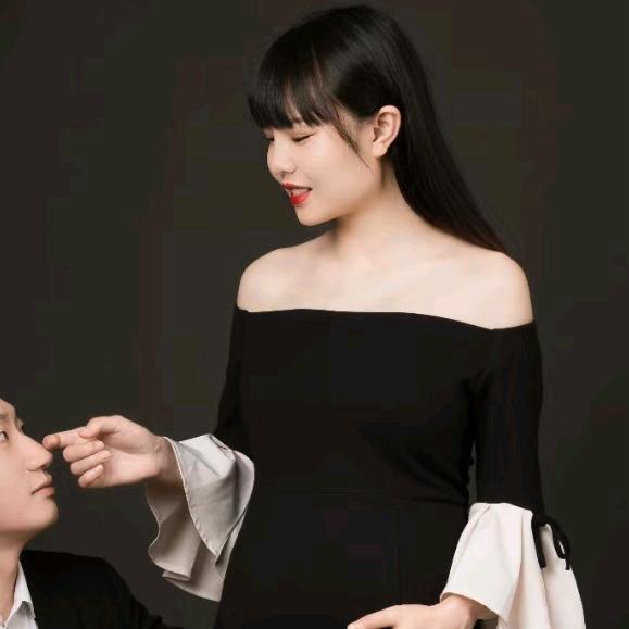 杨七月