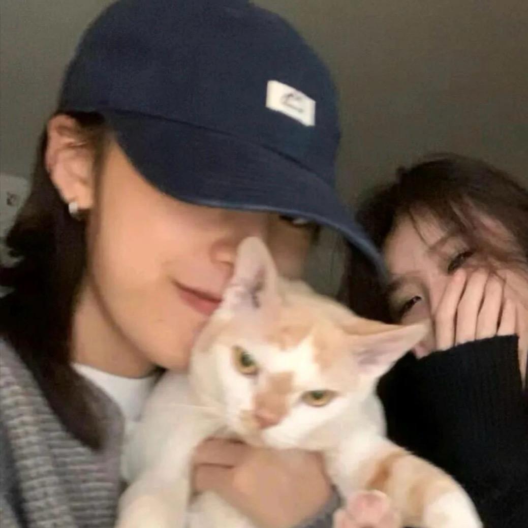 佳欣大王（看薛之谦站在脸上唱版）