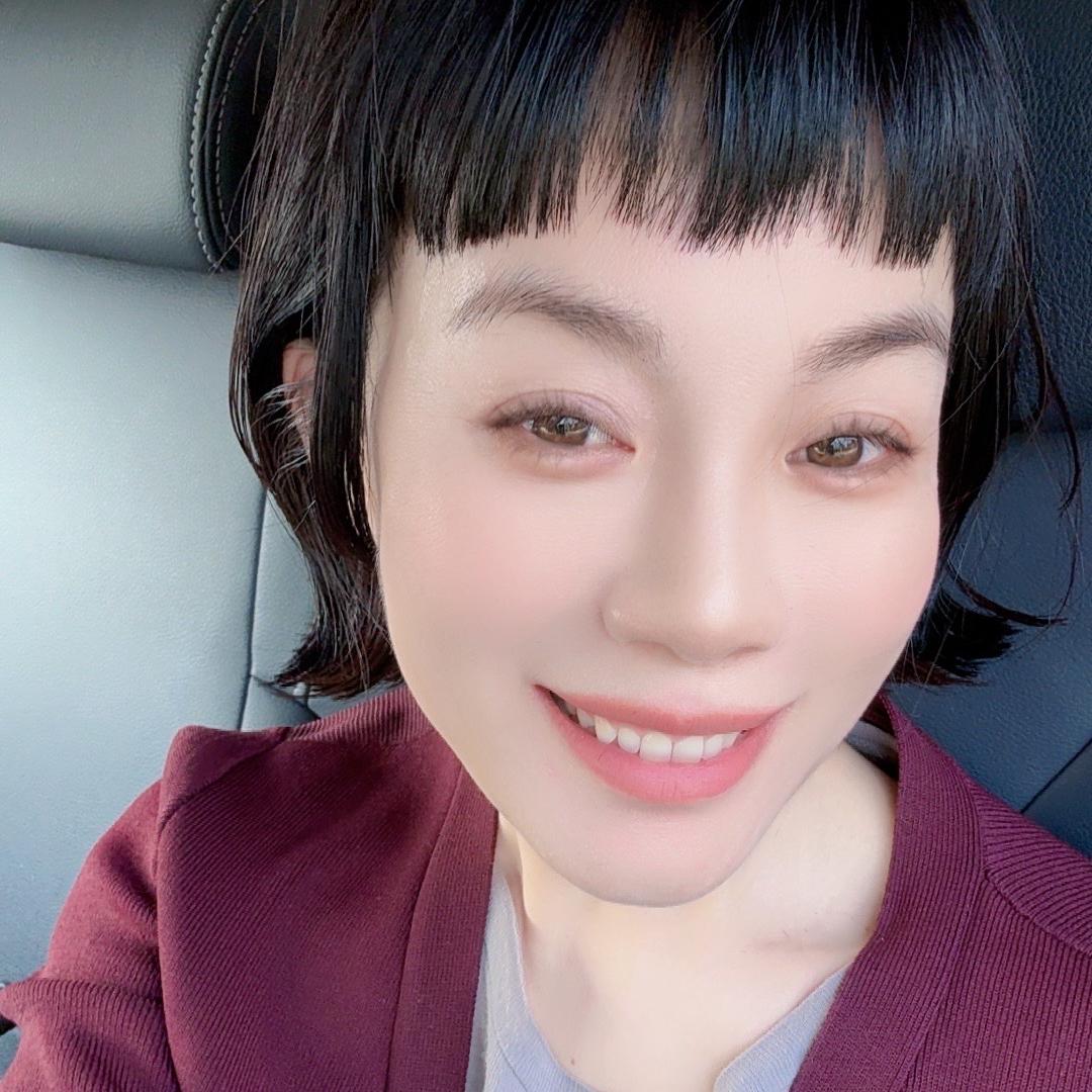 天津市滨海新区橙子衣橱服装店