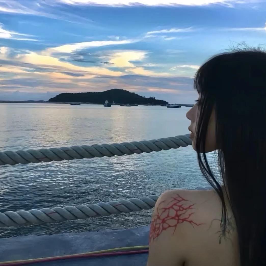 思思