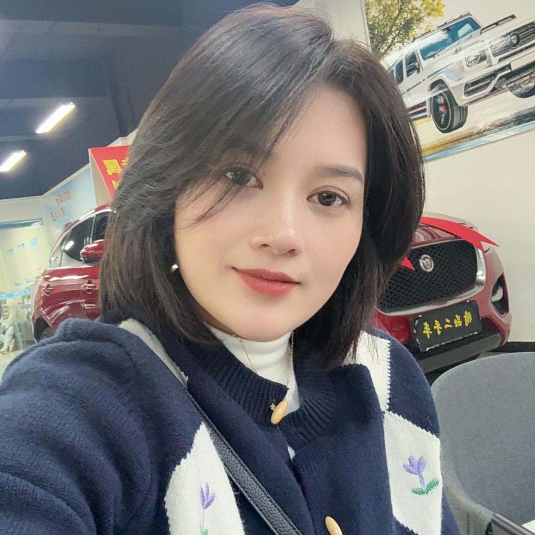 胡小小@