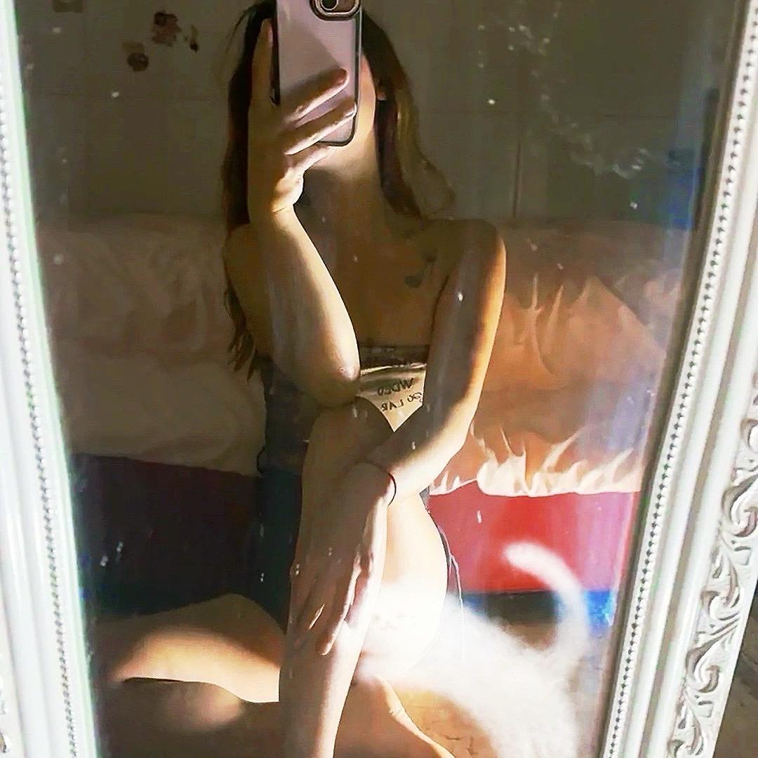 “黄～晓～妞”